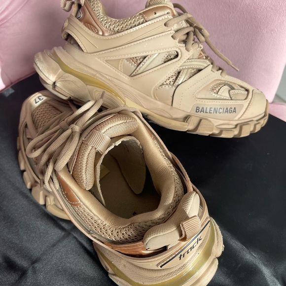 Balenciaga Tan Multi-Textured Sneakers - Picture 2 of 3